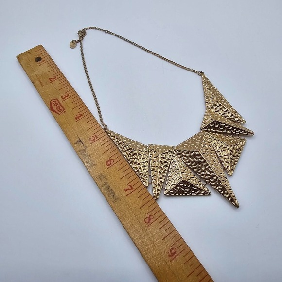 Bold Textured Gold Tone‎ Statement Necklace Eye Catching Layered Look Jewelry - Picture 7 of 8